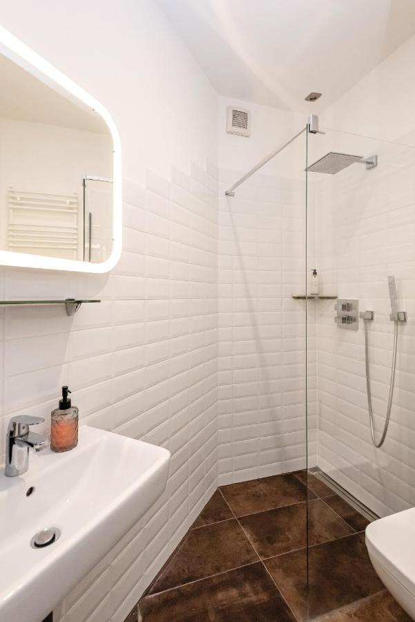 90Sqm 2Br Biz Loft - 5Min Central Station Berlin Bagian luar foto